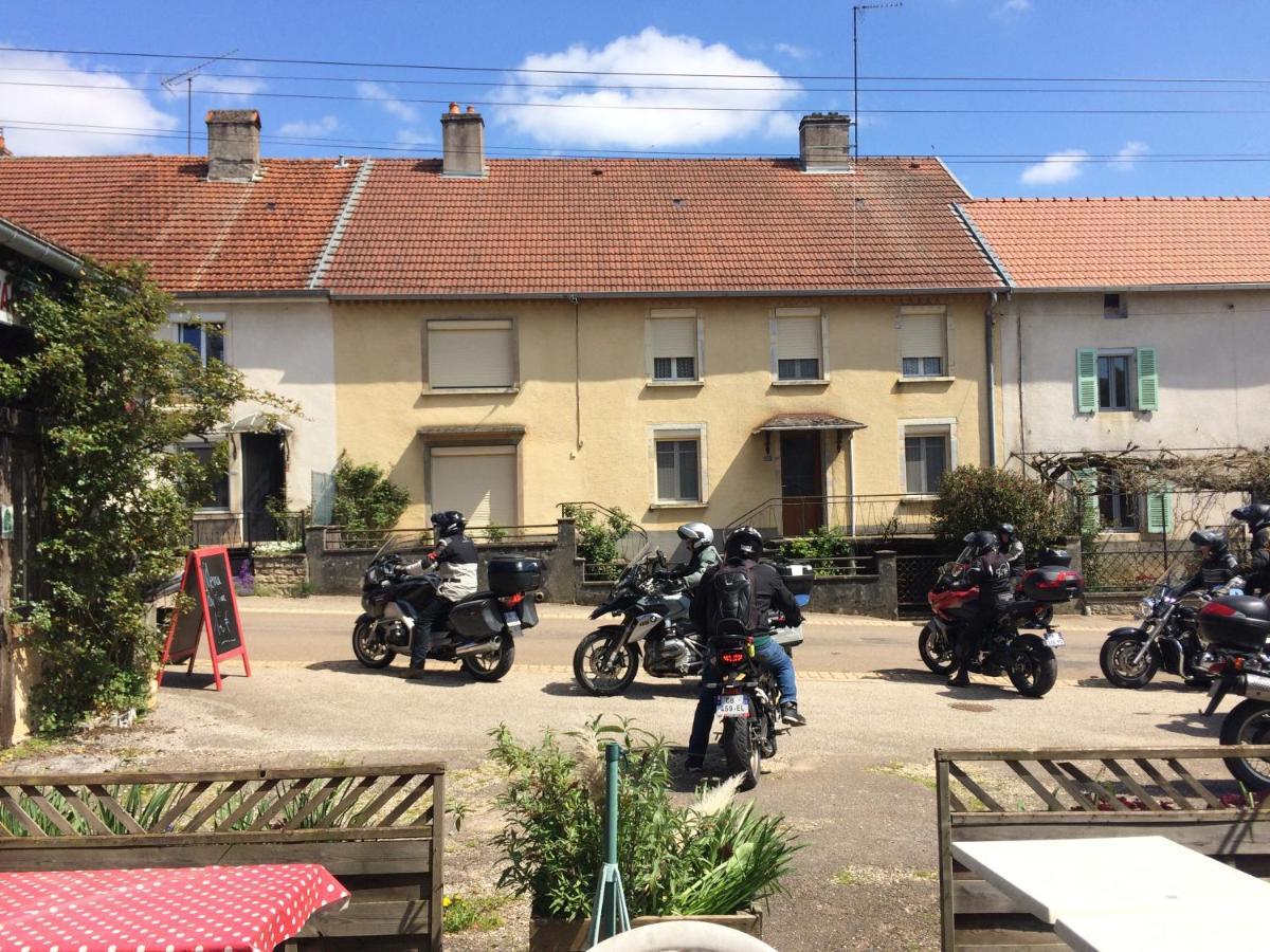 Auberge La Romaine Panzió Maizieres  Kültér fotó