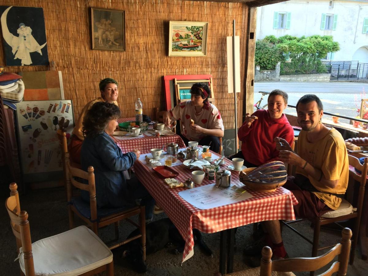 Auberge La Romaine Panzió Maizieres  Kültér fotó